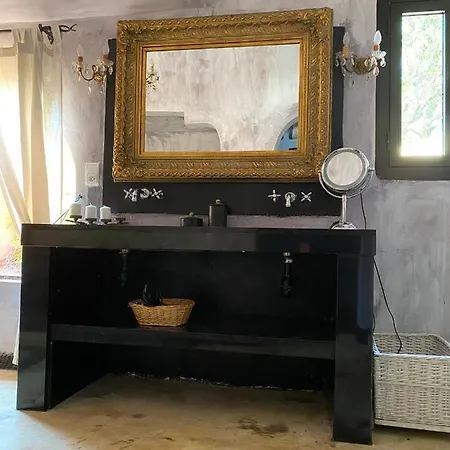 Casa Salya